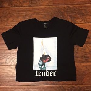 “Tender” Rose Graphic Tee • size M • Forever 21